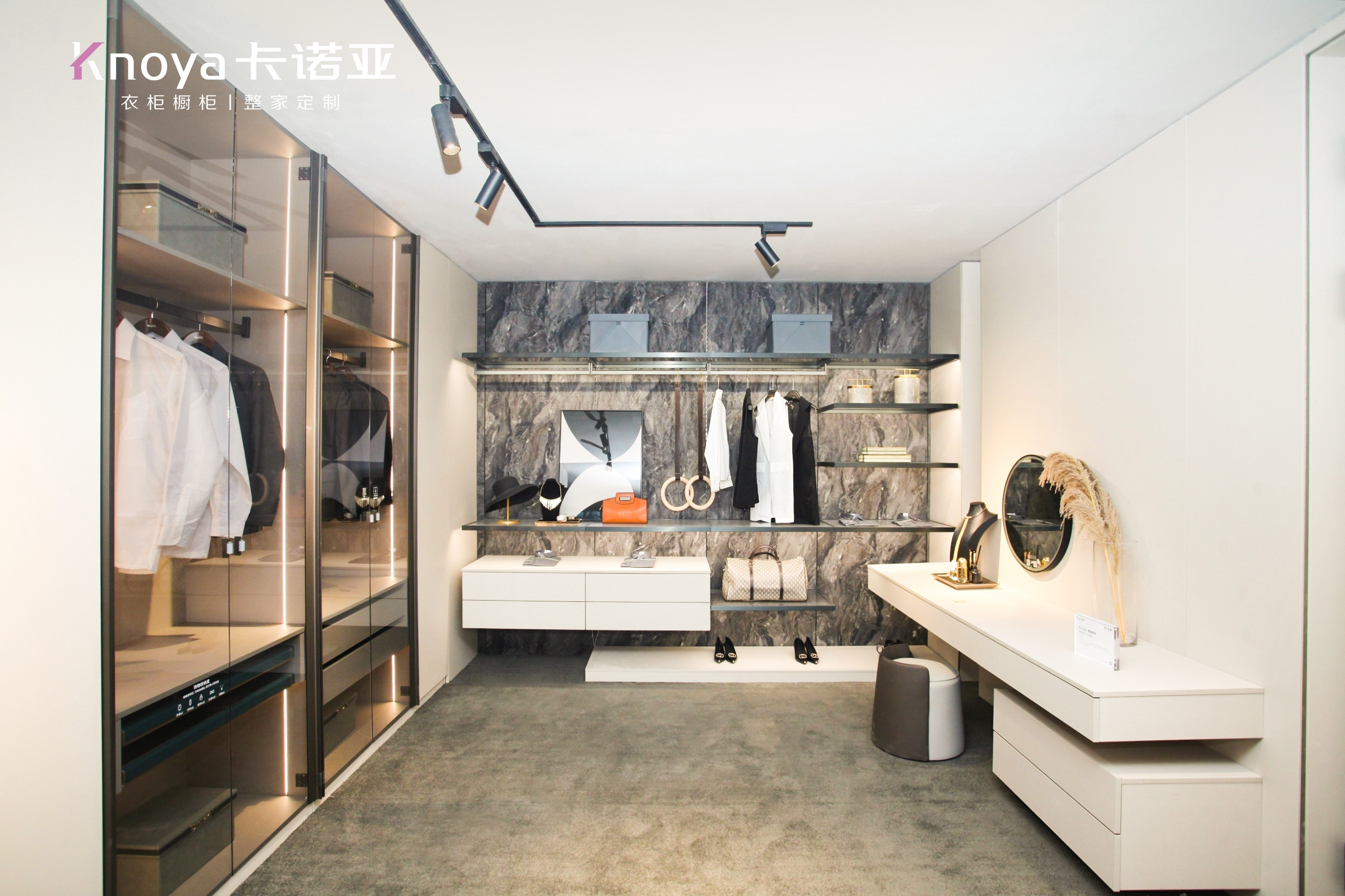 哔哩哔哩视频APP版下载新一代沉浸式體驗展館驚豔中國建博會(廣州) 哔哩哔哩视频APP版下载新一代沉浸式體驗展館驚豔中國建博會(廣州)