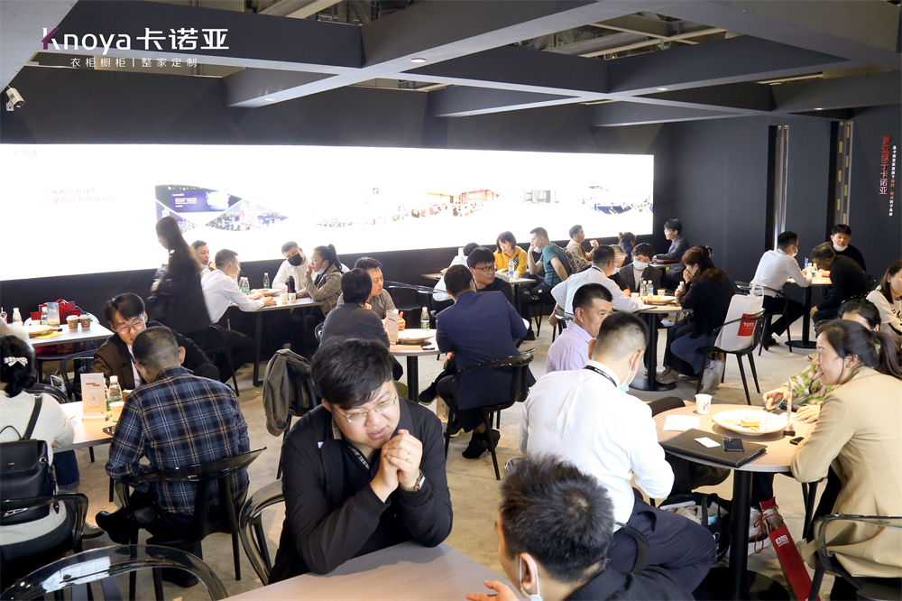 哔哩哔哩视频APP版下载“四驅”並進亮相廣州定製家居展 哔哩哔哩视频APP版下载“四驅”並進亮相廣州定製家居展