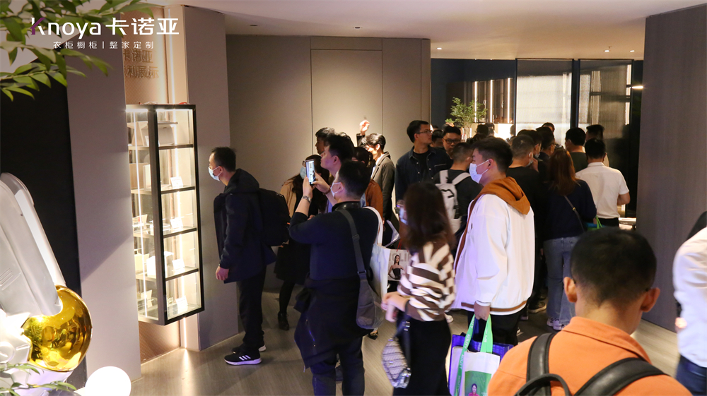 哔哩哔哩视频APP版下载“四驅”並進亮相廣州定製家居展 哔哩哔哩视频APP版下载“四驅”並進亮相廣州定製家居展